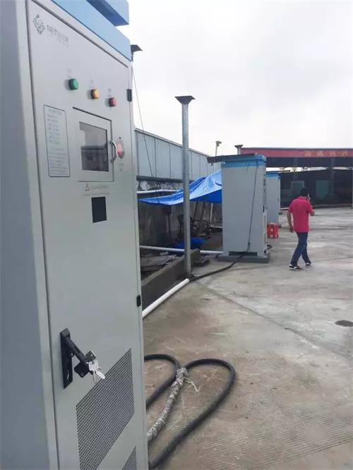 ���|�ݳ�늘��F(xi��n)��(ch��ng)�D